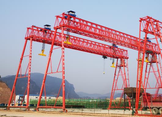 門(mén)式起重機(jī)就一種嗎？當(dāng)然不止