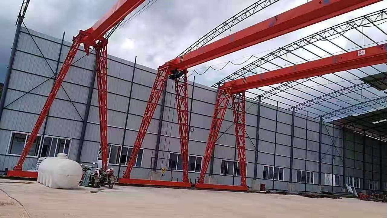 MHGY10噸上包下花葫蘆龍門在冬季的時(shí)候該怎么保養(yǎng)？需要注意哪些問題？